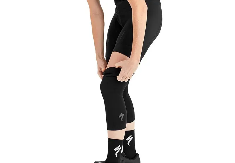 Specialized Therminal Engineered Knee Warmer in Black