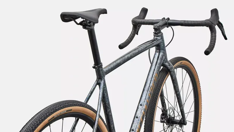 Specialized Crux DSW Comp SRAM Apex Gravel Bike in Marine/Burnt Gold-3
