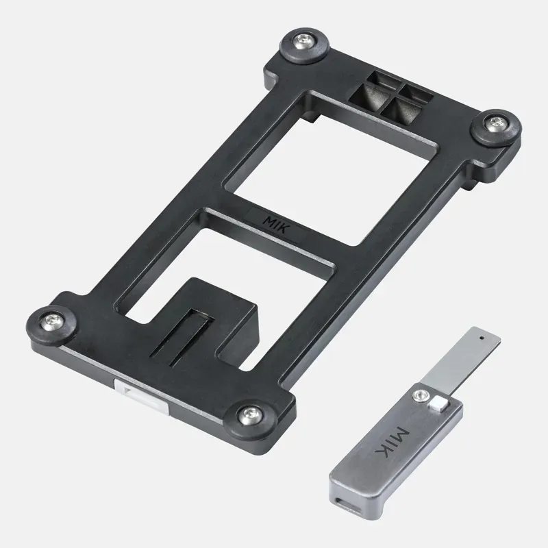 Specialized MIK Adapter Plate in Black