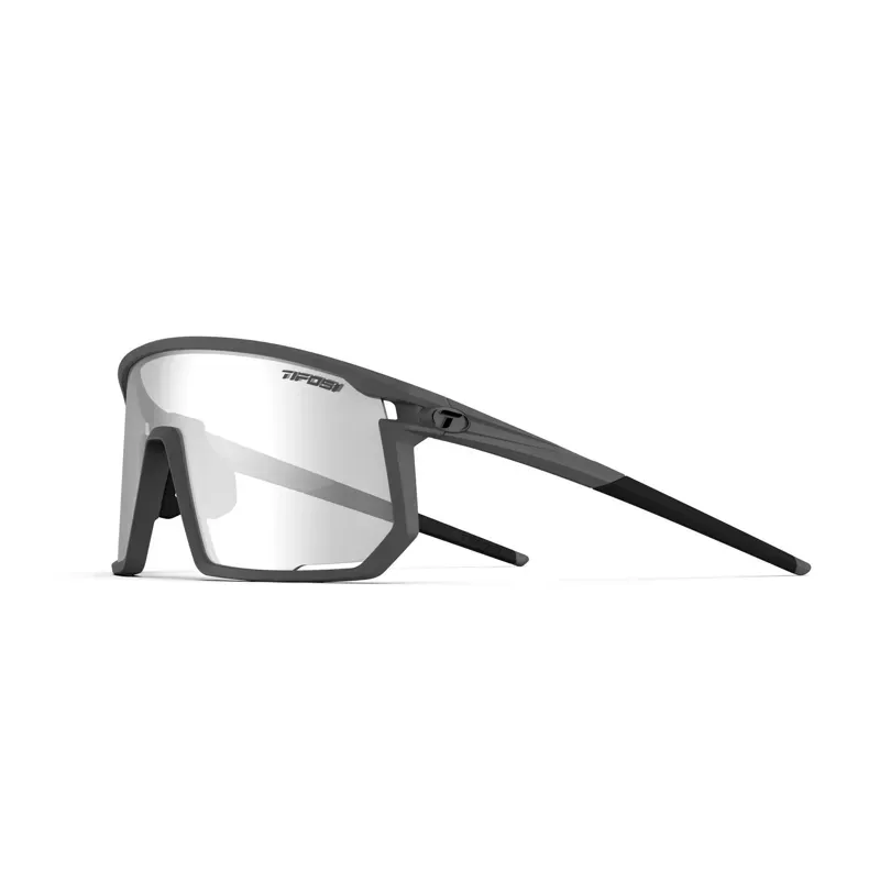 Tifosi Moab Lite Shield Fototec Sunglasses in Clear-3