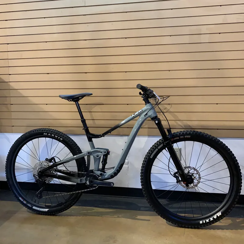 22 Trance 29 2 RENTAL MD Slate