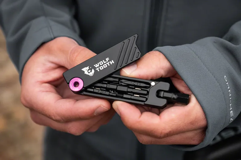 Wolf Tooth 6-Bit Hex Wrench Multi Tool in Black-2
