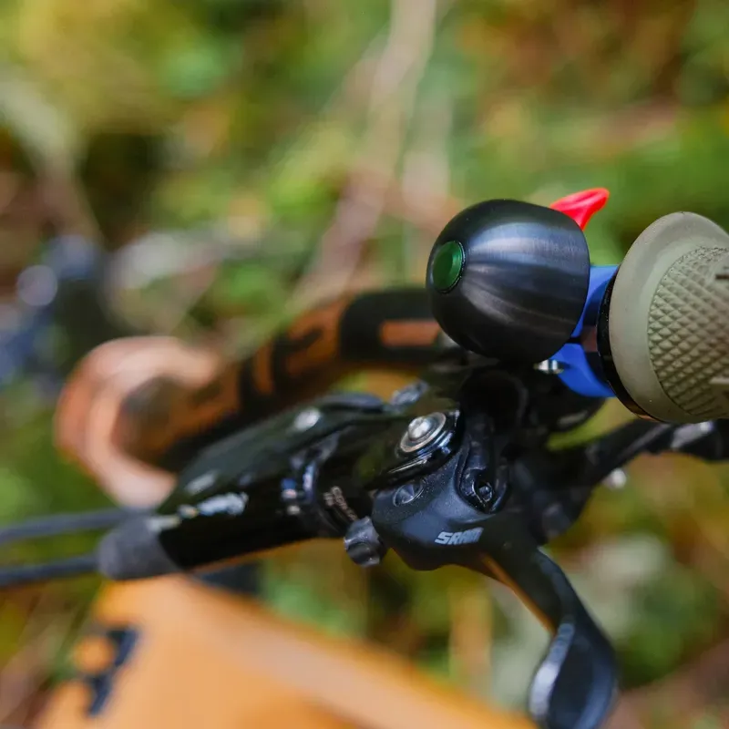 Spurcycle 22.2mm Compact Bicycle Bell in Black/Green-3