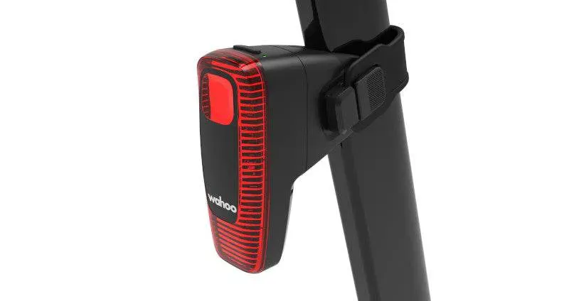 Wahoo Fitness TRACKR Radar Light in Black/Red-6